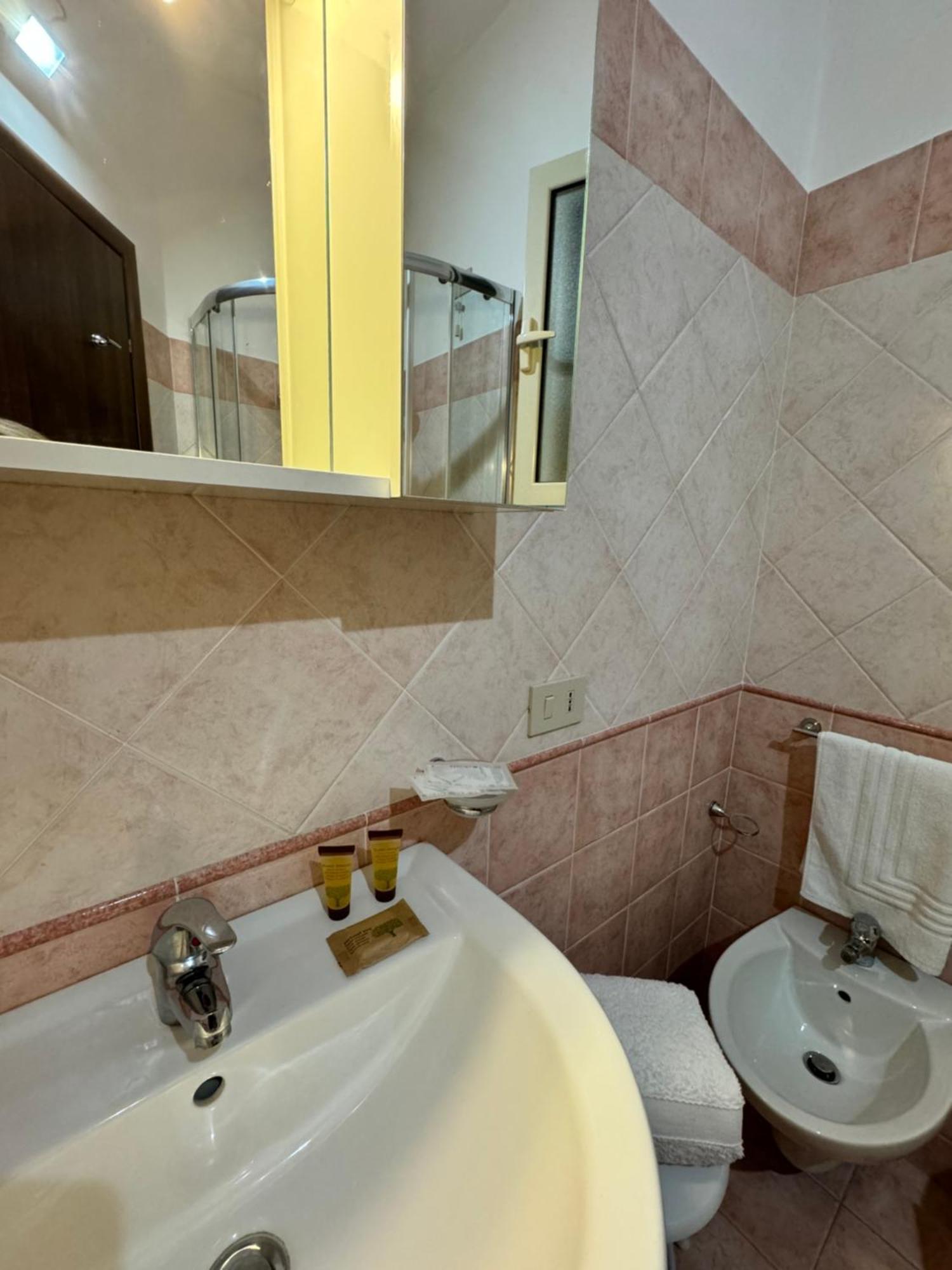 Taormina'S Sun Apartment מראה חיצוני תמונה