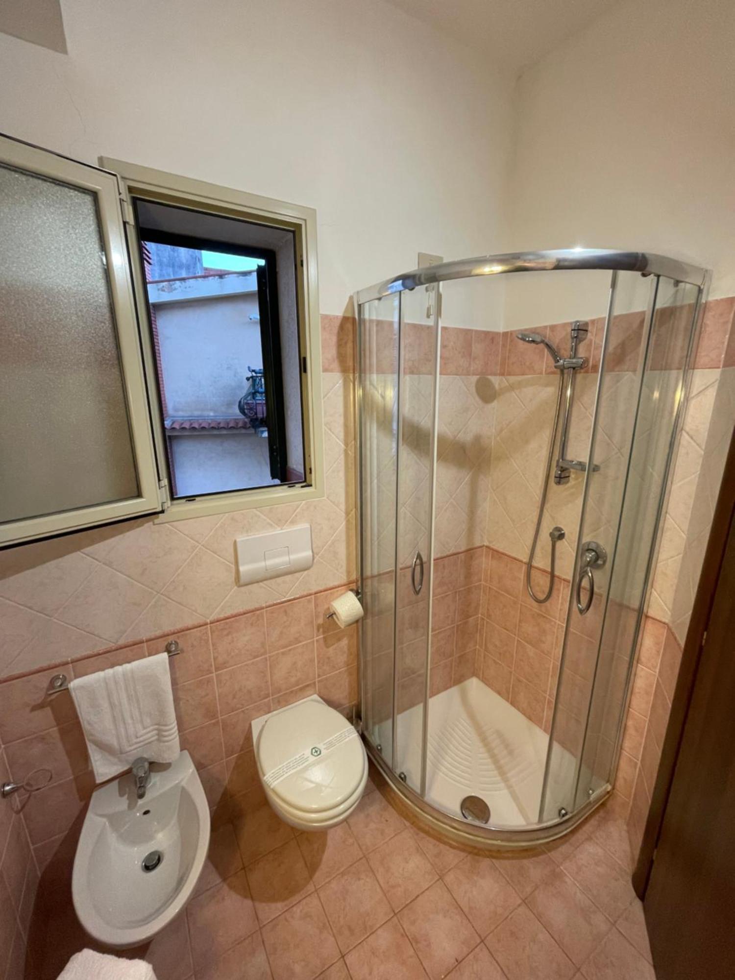 Taormina'S Sun Apartment מראה חיצוני תמונה