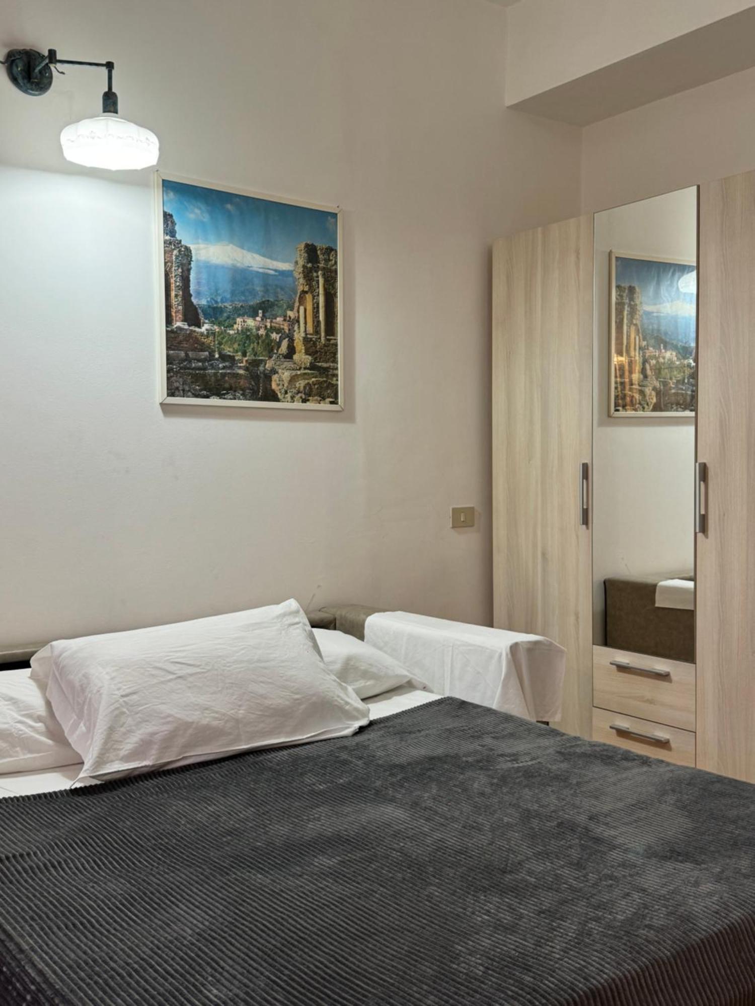 Taormina'S Sun Apartment מראה חיצוני תמונה