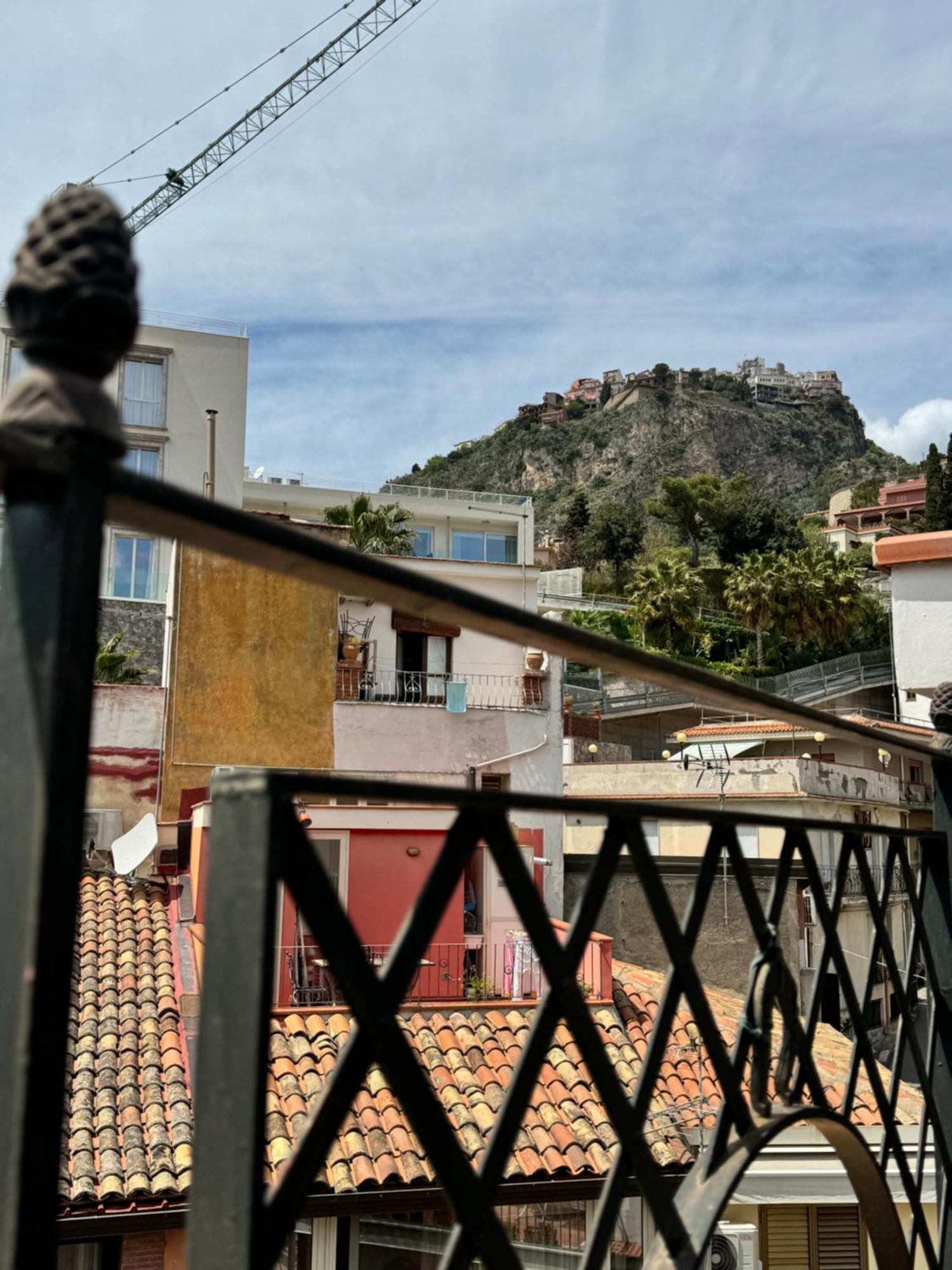 Taormina'S Sun Apartment מראה חיצוני תמונה