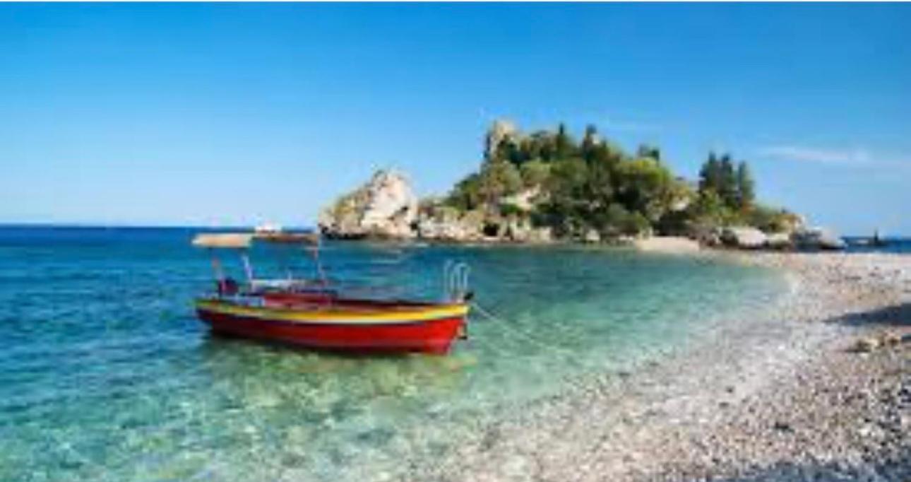 Taormina'S Sun Apartment מראה חיצוני תמונה